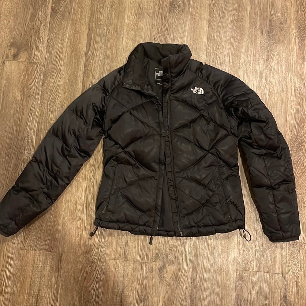 The north face black puffer jacket size medium